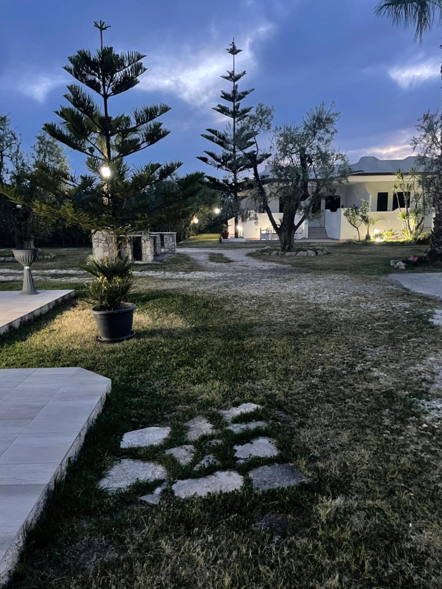 Villa Angela Case Vacanza Vieste Exterior photo